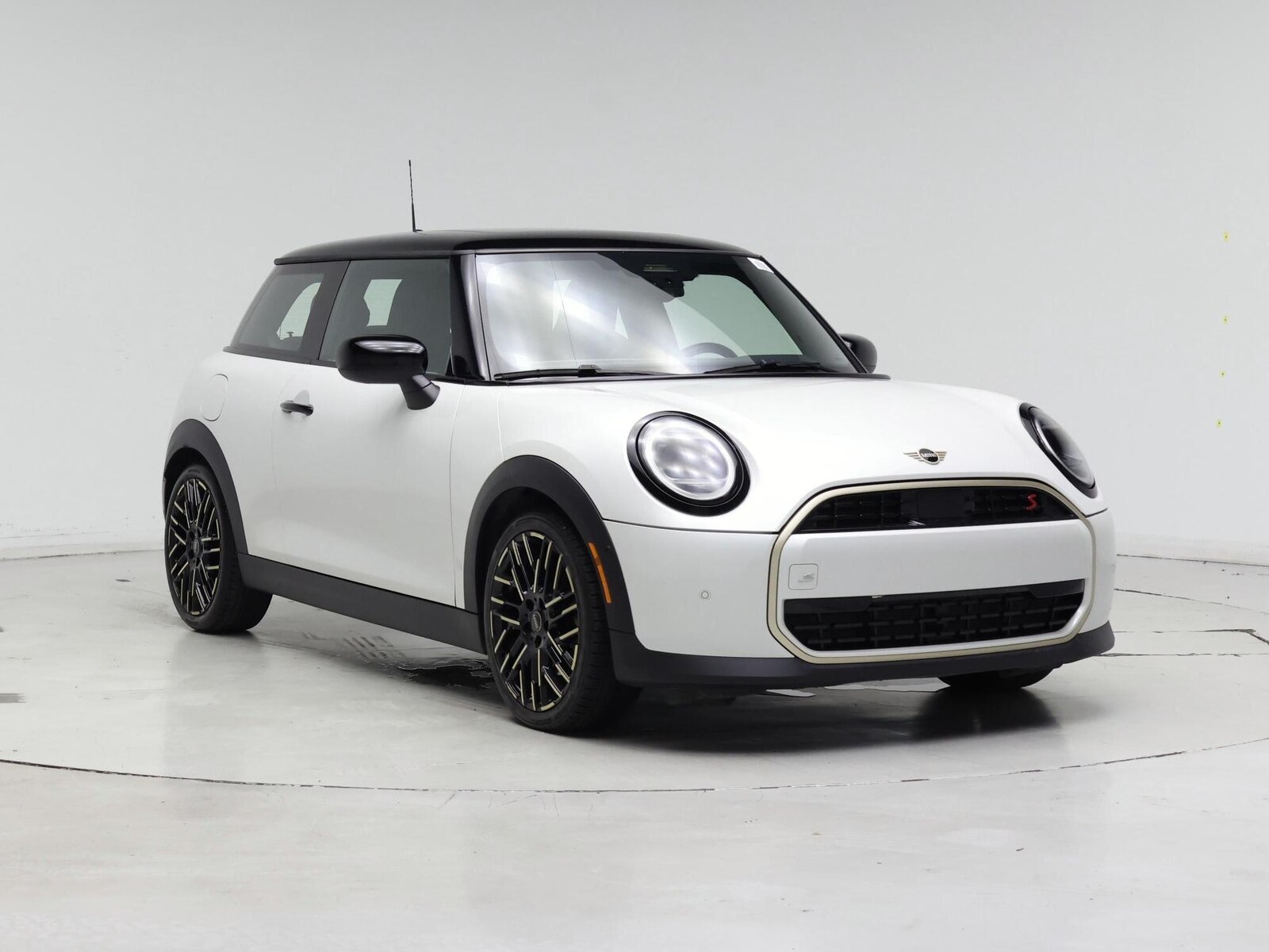 mini hardtop 2 door 2025 WMW23GD09S2W45916 image mini hardtop 2 door 2025 WMW23GD09S2W45916 image